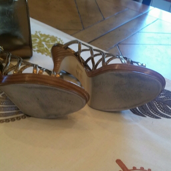 Copper shoes - Picture 3 of 4